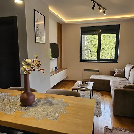 Apartment 23 Titova *