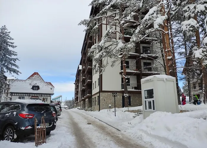 アパート 23 Titova Palisat