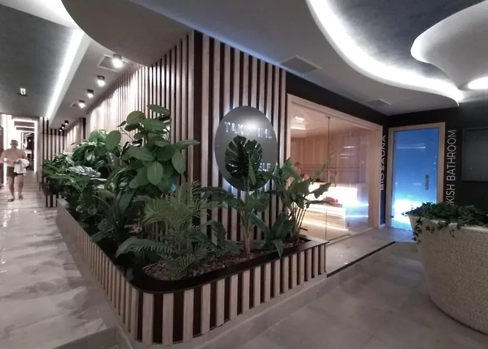 アパート 23 Titova Palisat