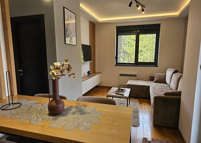 アパート 23 Titova *