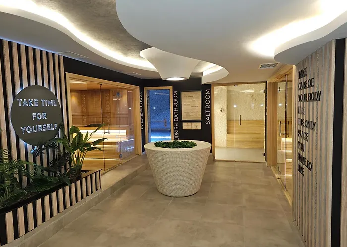 アパート 23 Titova Palisat